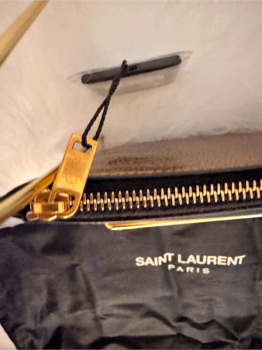 Saint Laurent (YSL) Metallic Gold Leather Pouch/Bill Wallet/ Clutch - Picture 7 of 12